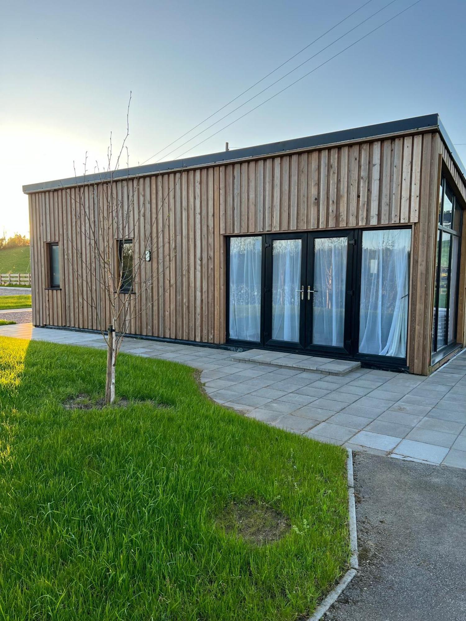 Killyfole Lakeside Lodges Corranny Екстер'єр фото