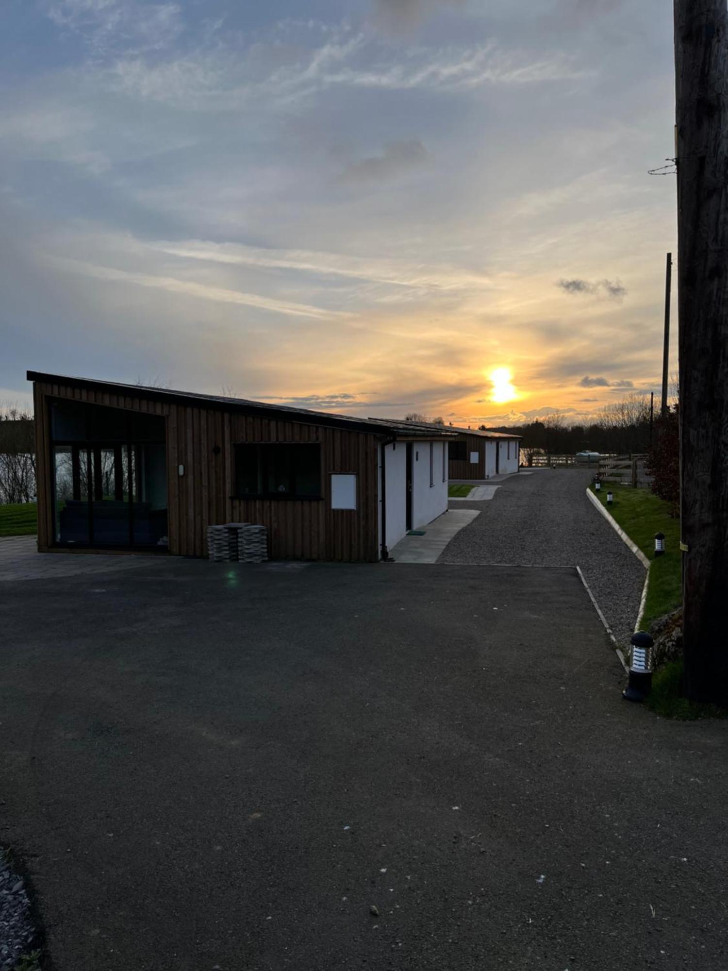 Killyfole Lakeside Lodges Corranny Екстер'єр фото